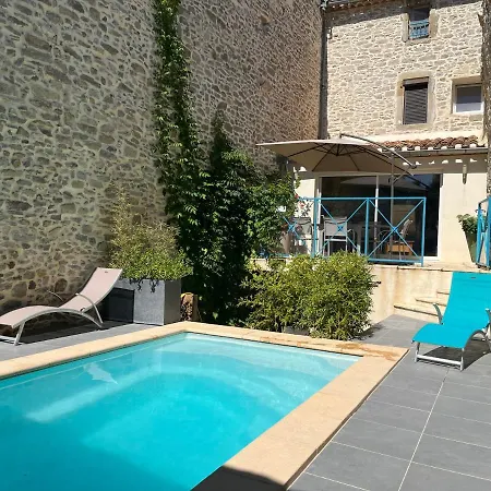 Chez Elia, Pour Les Amoureux Des Vieilles Pierres Feriehus