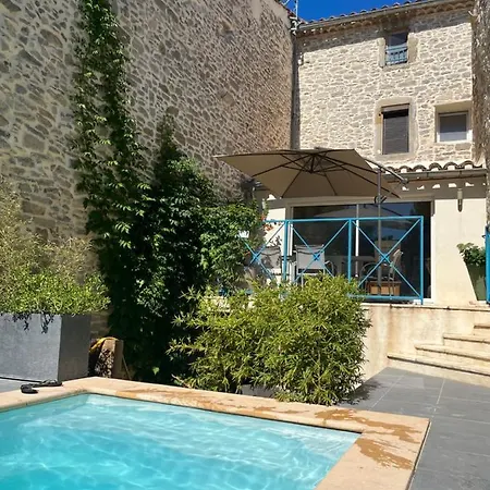 Chez Elia, Pour Les Amoureux Des Vieilles Pierres Feriehus