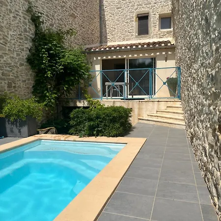 Feriehus Chez Elia, Pour Les Amoureux Des Vieilles Pierres *