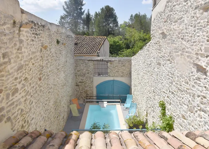 Chez Elia, Pour Les Amoureux Des Vieilles Pierres *