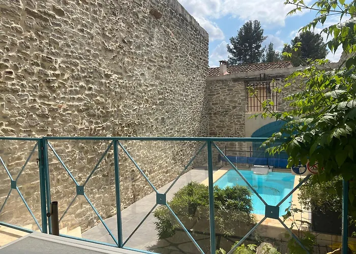 Chez Elia, Pour Les Amoureux Des Vieilles Pierres Prázdninový dům Cesseras